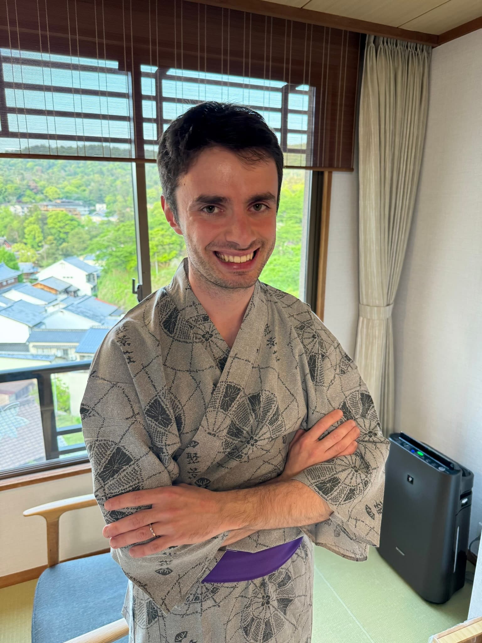 Théo au Japon avec la bague